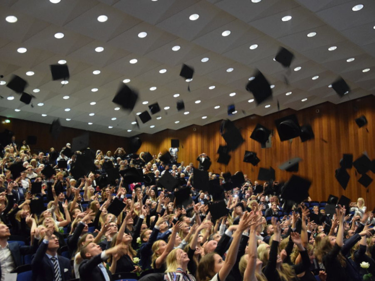 Graduiertenfeier Quelle: Fachschaft Wiwi